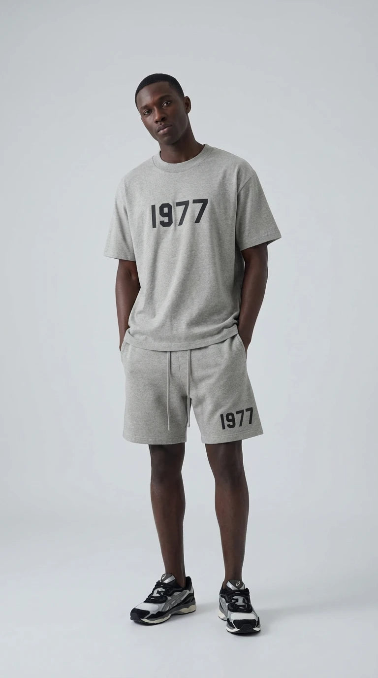 Fear of God Essentials 1977 Donkere Havermout Zomerset