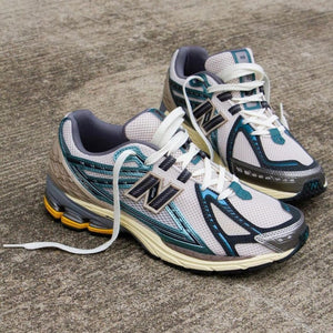 New Balance 1906R Metallic Teal