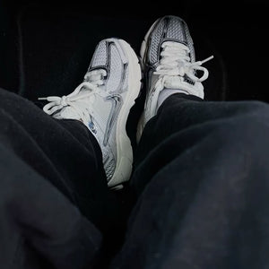 Nike Zoom Vomero 5 Photon Dust