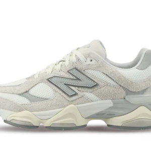 New Balance 9060 Moonbeam Sea Salt